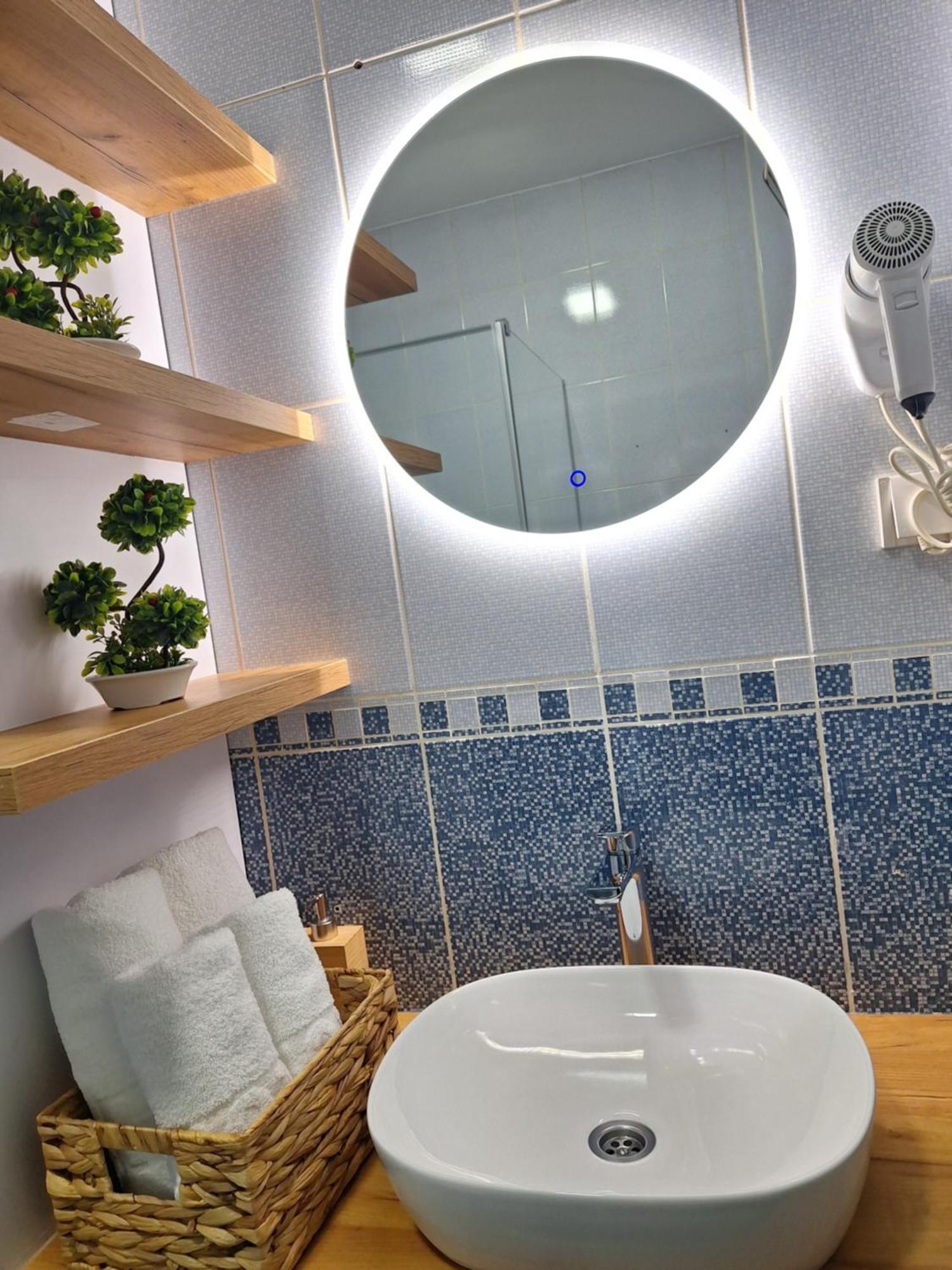 Matino Apartments 3 Valjevo Buitenkant foto