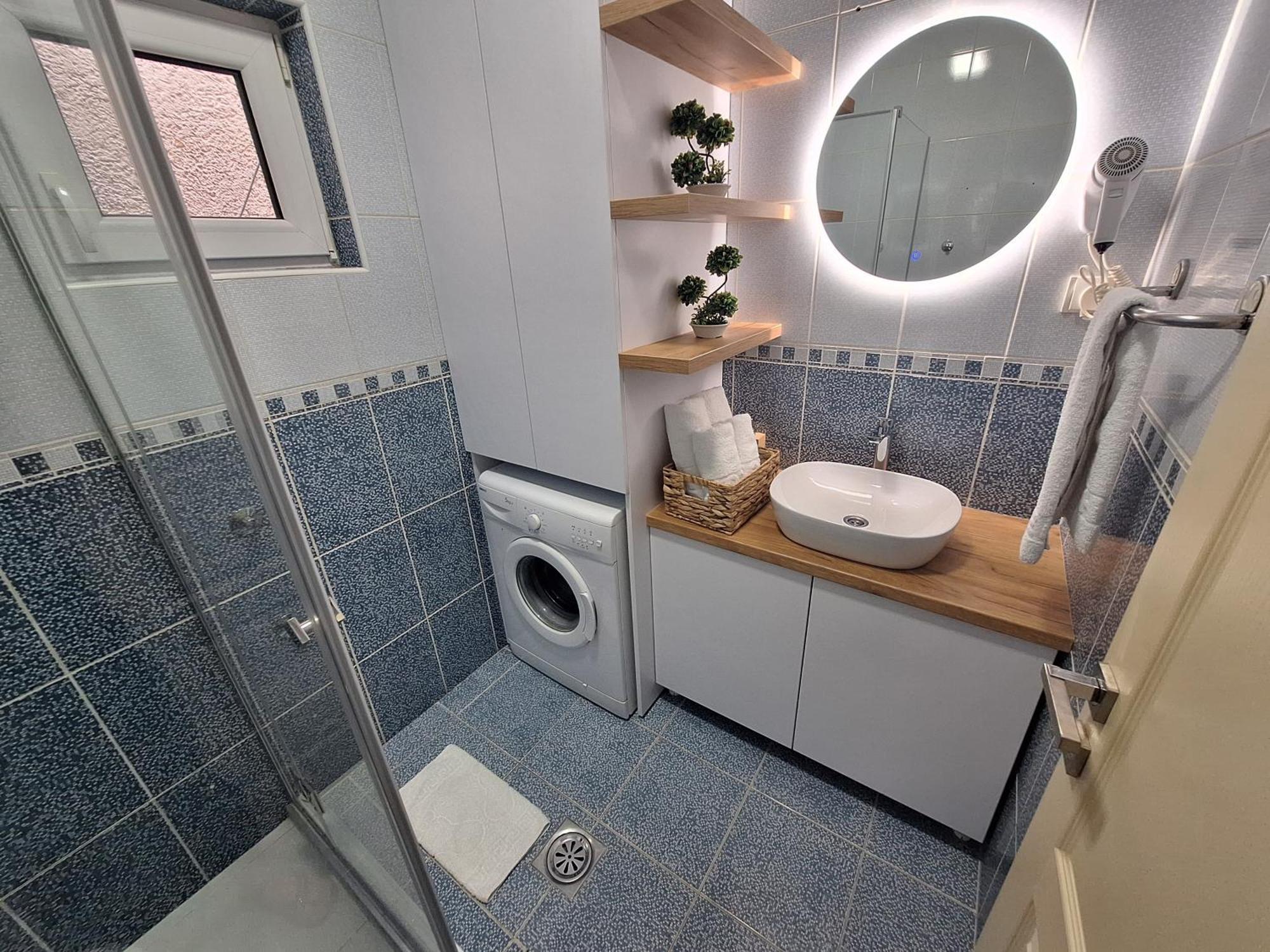 Matino Apartments 3 Valjevo Buitenkant foto