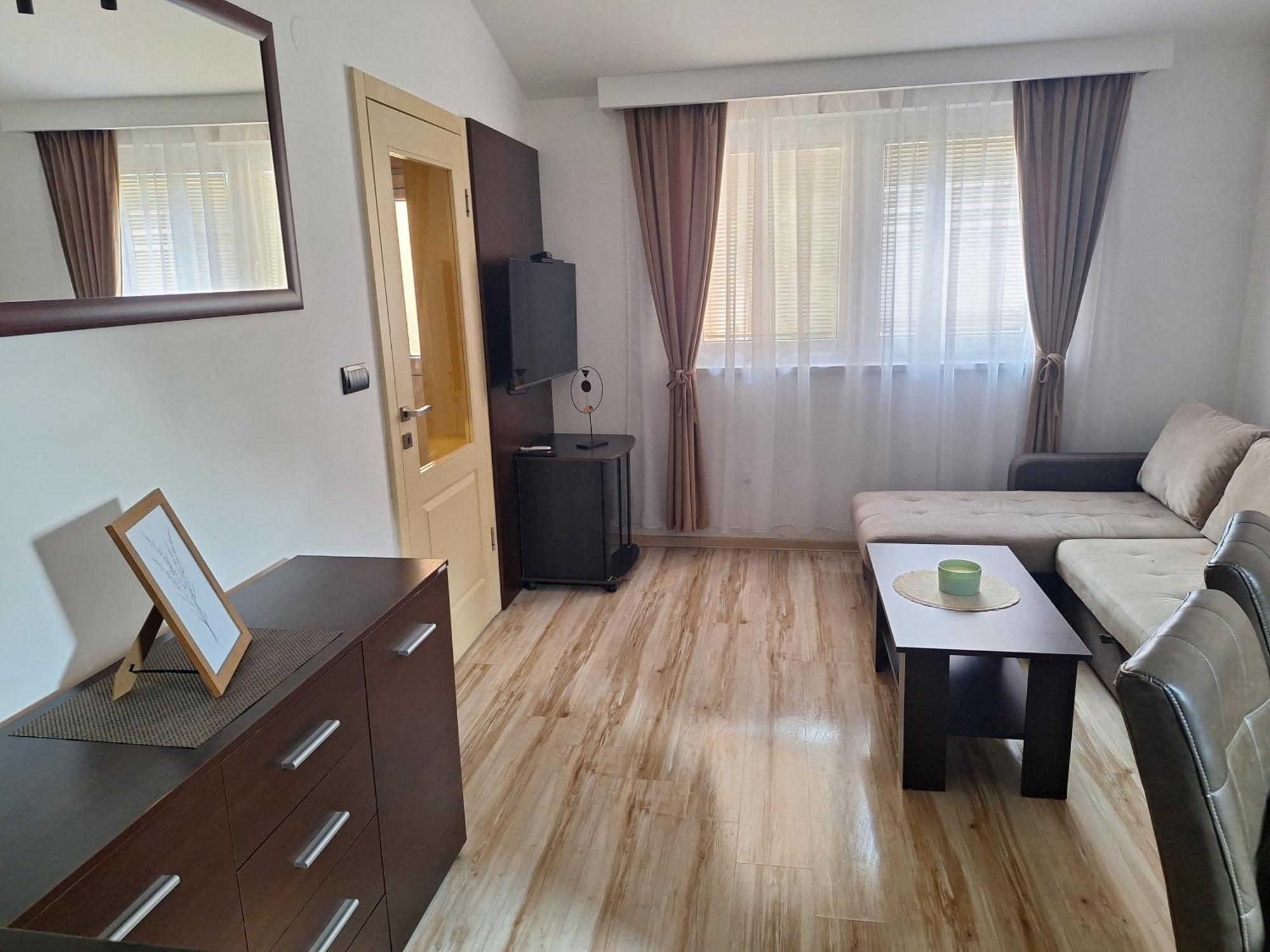 Matino Apartments 3 Valjevo Buitenkant foto