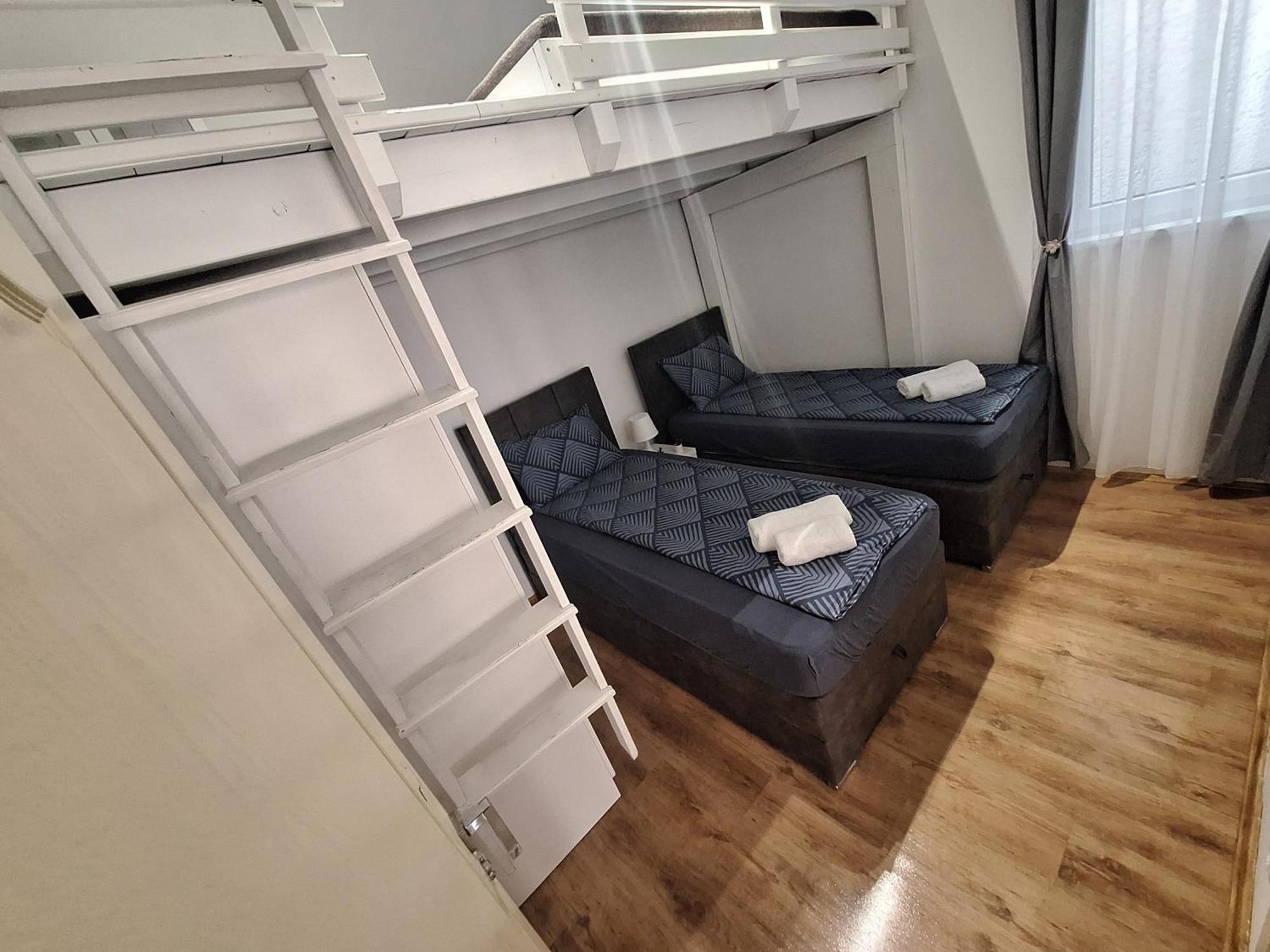 Matino Apartments 3 Valjevo Buitenkant foto