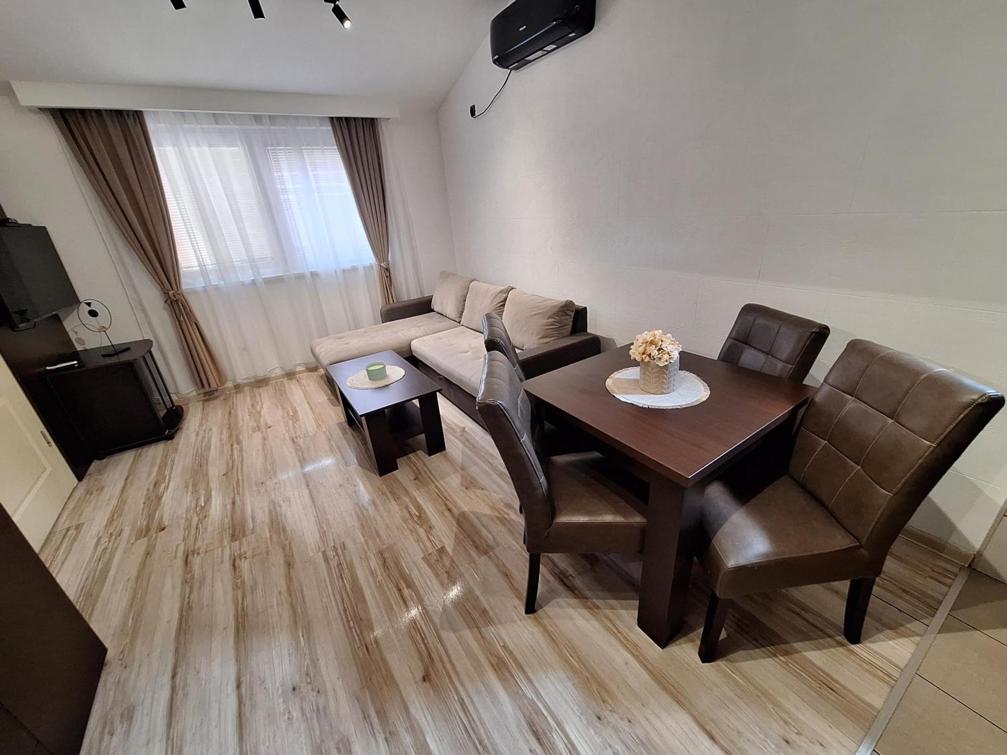Matino Apartments 3 Valjevo Buitenkant foto