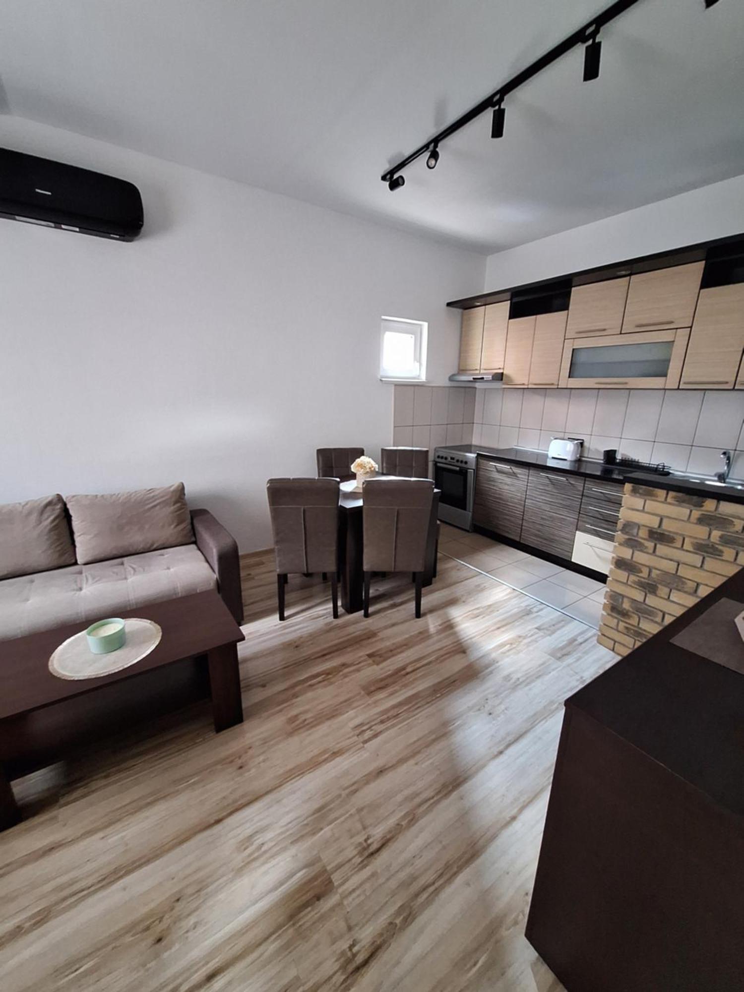 Matino Apartments 3 Valjevo Buitenkant foto