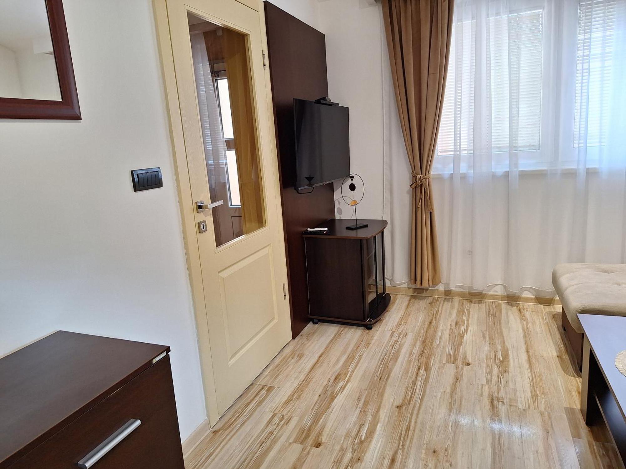 Matino Apartments 3 Valjevo Buitenkant foto