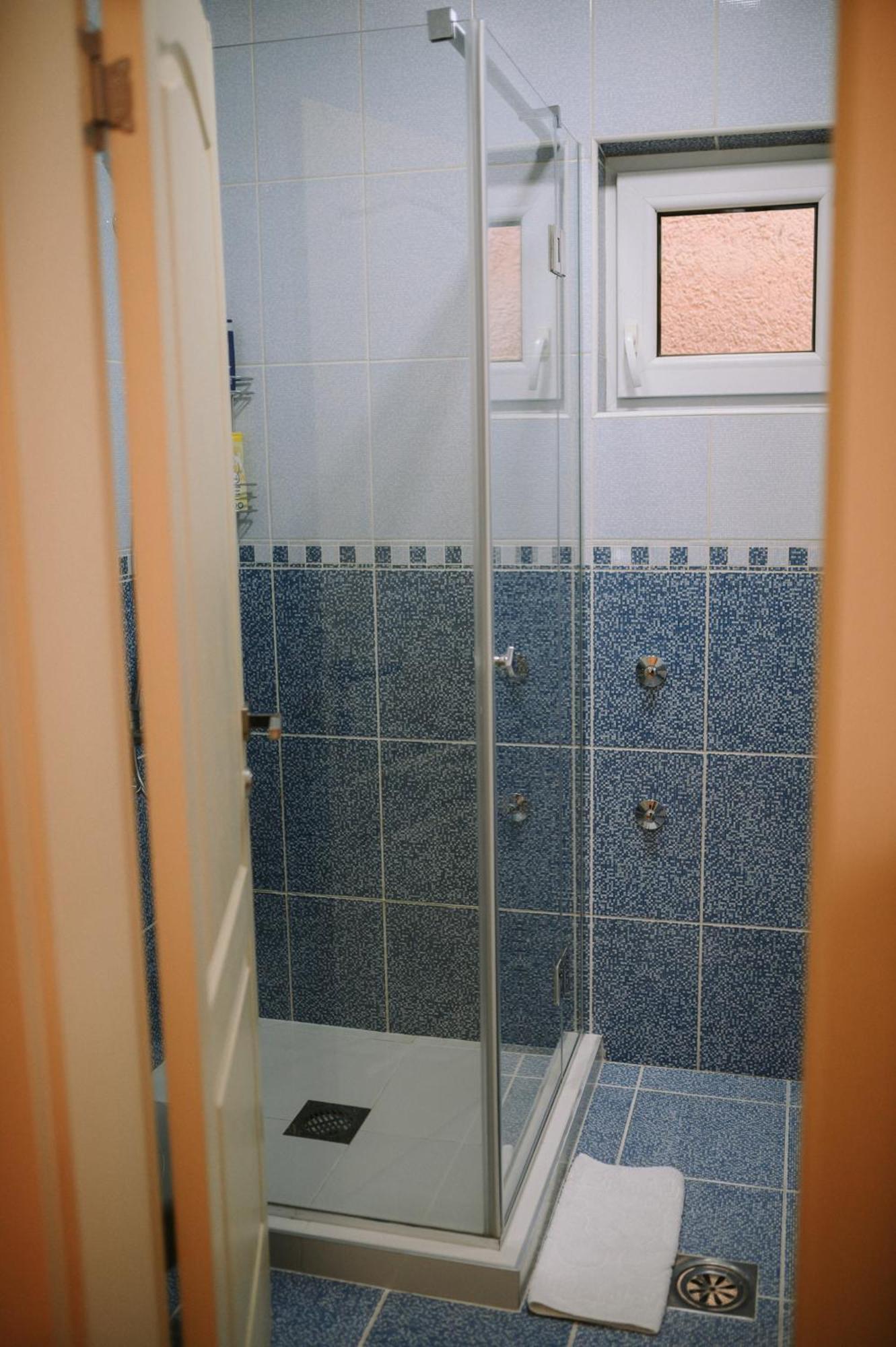 Matino Apartments 3 Valjevo Kamer foto