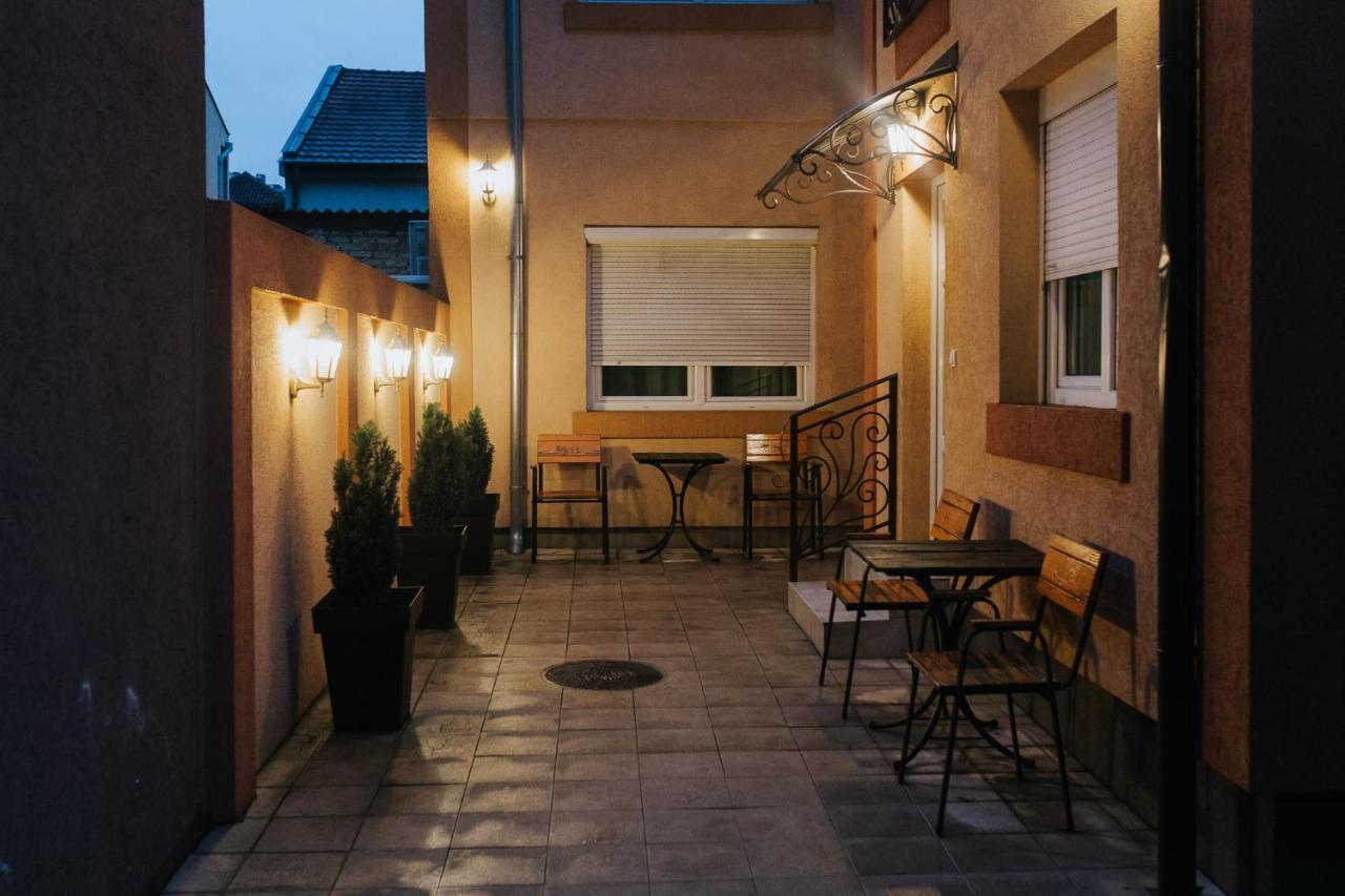 Matino Apartments 3 Valjevo Buitenkant foto